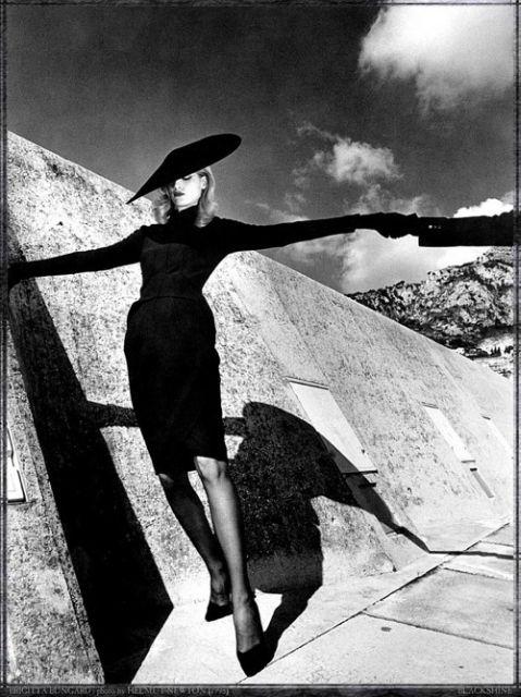 Helmut Newton 34